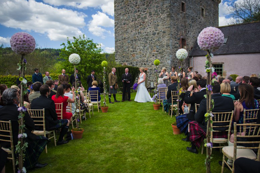 Colourful Wedding at Aikwood Tower