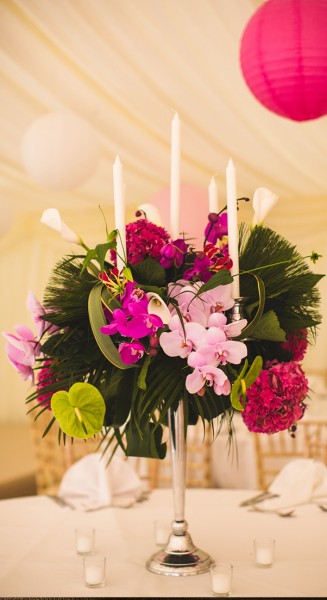 Get Knotted Flowers Table Centrepieces