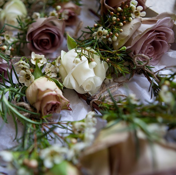 Get Knotted Wedding Flowers - Floral Accessories
